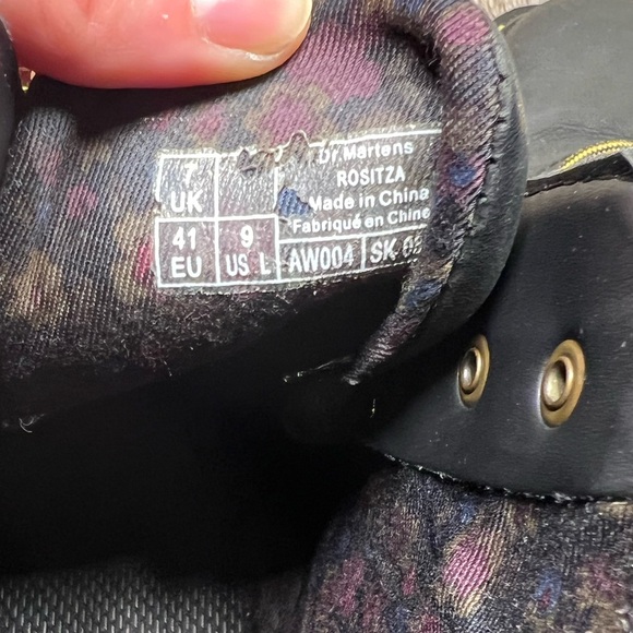 Dr Martins Women’s Boots Size 9 - Picture 7 of 7